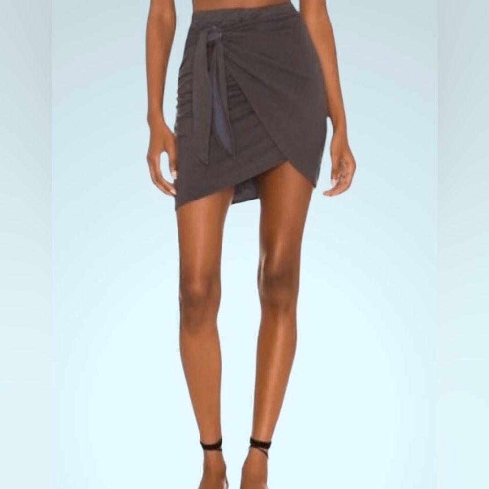Monrow Revolve dark grey faux wrap skirt | skirt | Gray mini skirt NWT size S.